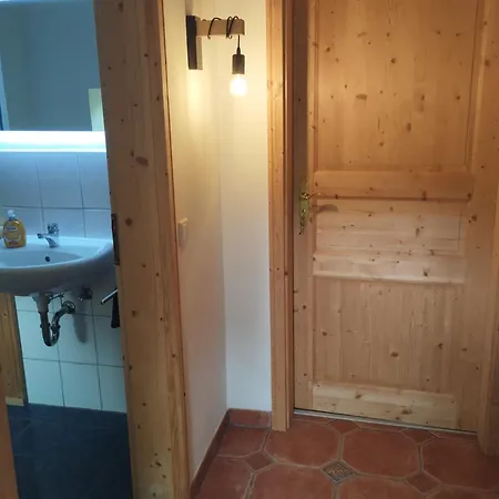 Meisenthal Apartment *